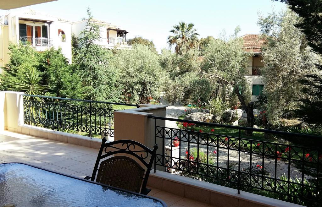Philippos Hotel Apartments Nikiána Kültér fotó