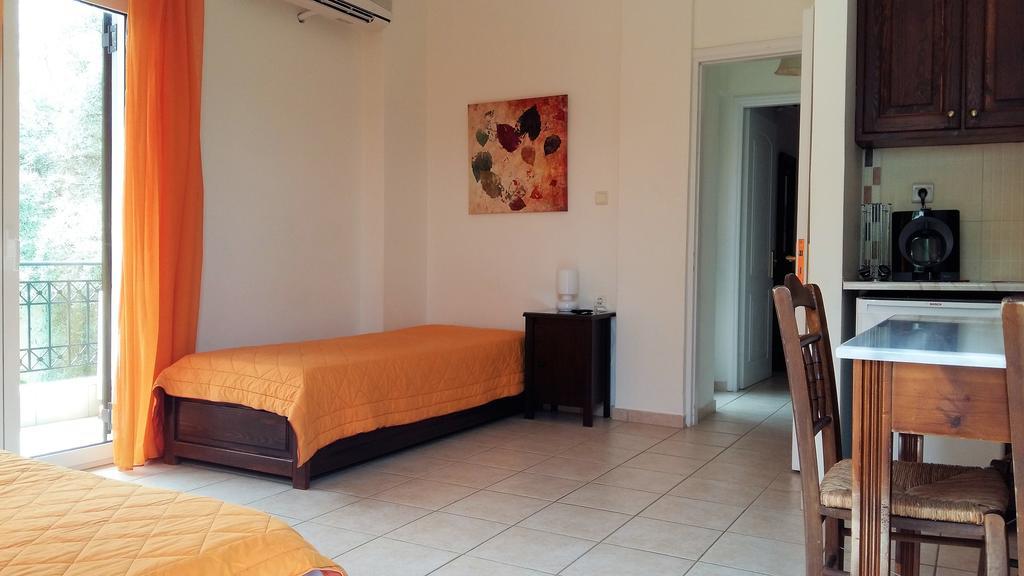 Philippos Hotel Apartments Nikiána Kültér fotó